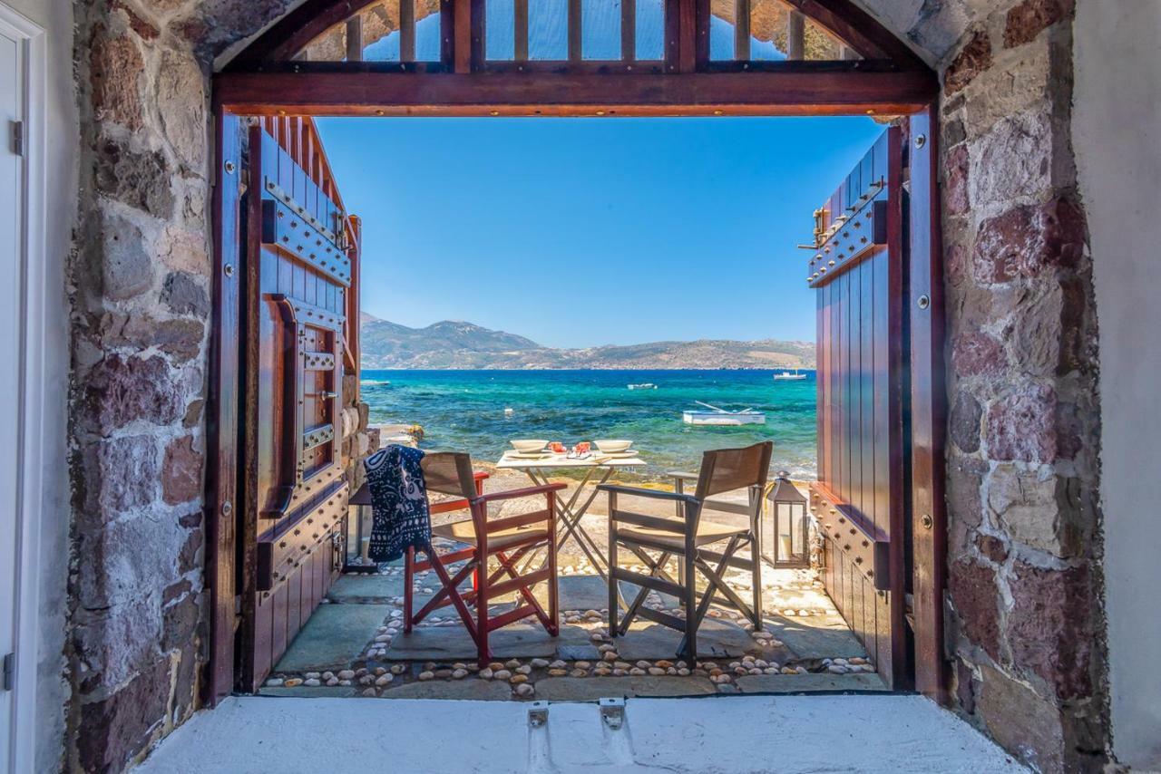 Neosikos Amazing Beach House In Milos Island Klima  外观 照片